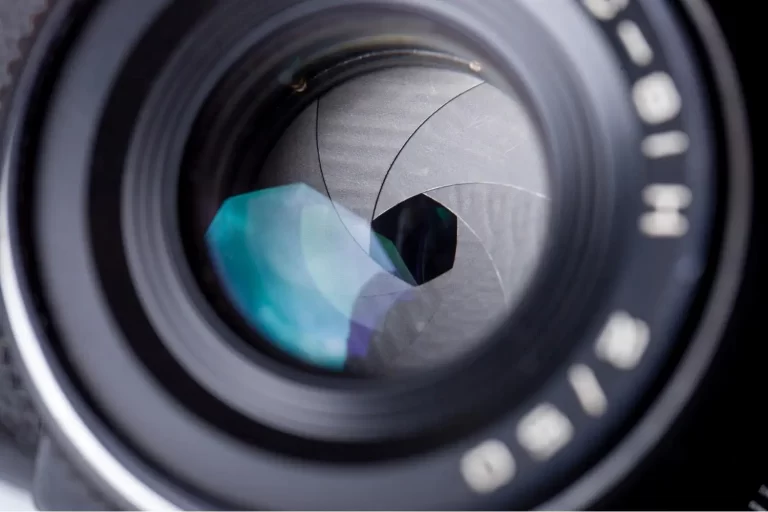 Essential Tips for Selecting the Right Camera Lens