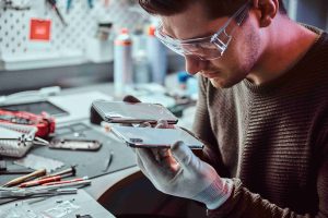 How High-Precision Mold Parts Enhance Cell Phone Safety and Performance? How High-Precision Mold Parts Enhance Cell Phone Safety and Performance?
