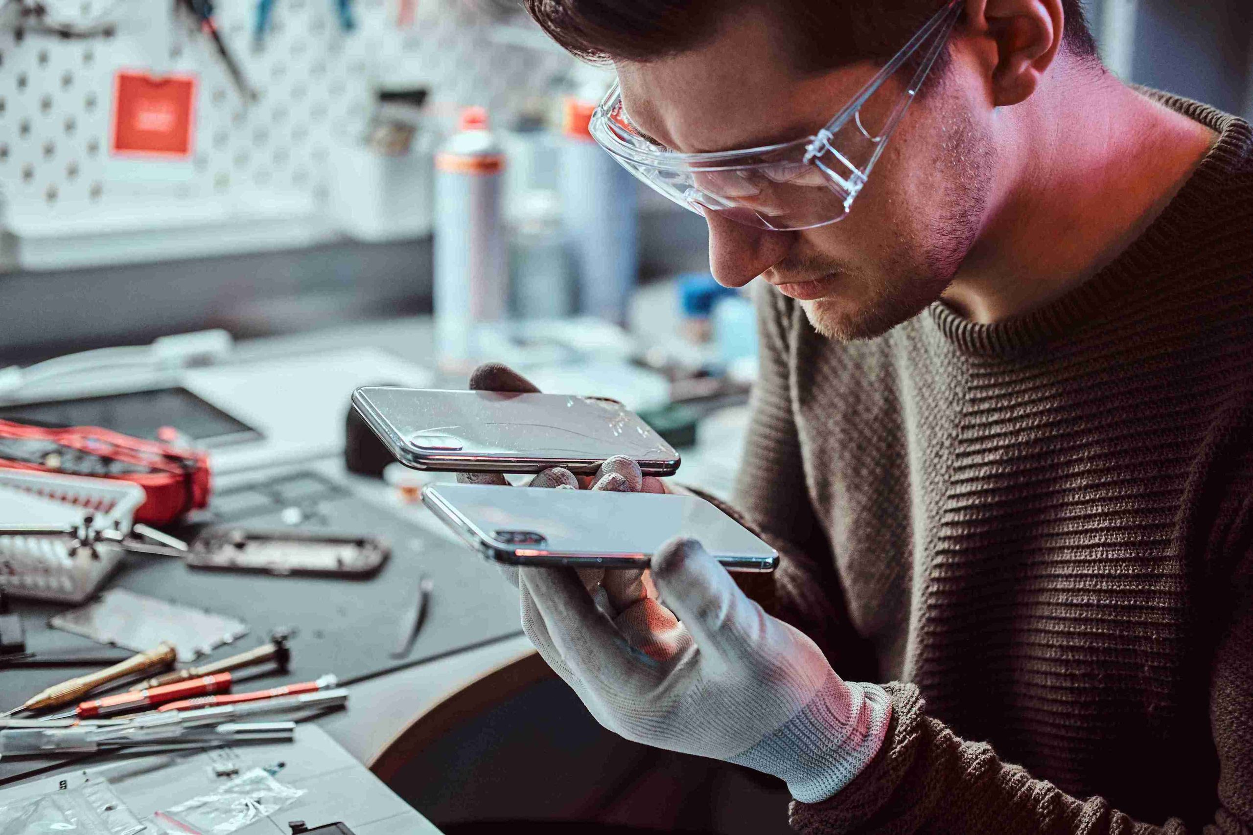How High-Precision Mold Parts Enhance Cell Phone Safety and Performance?