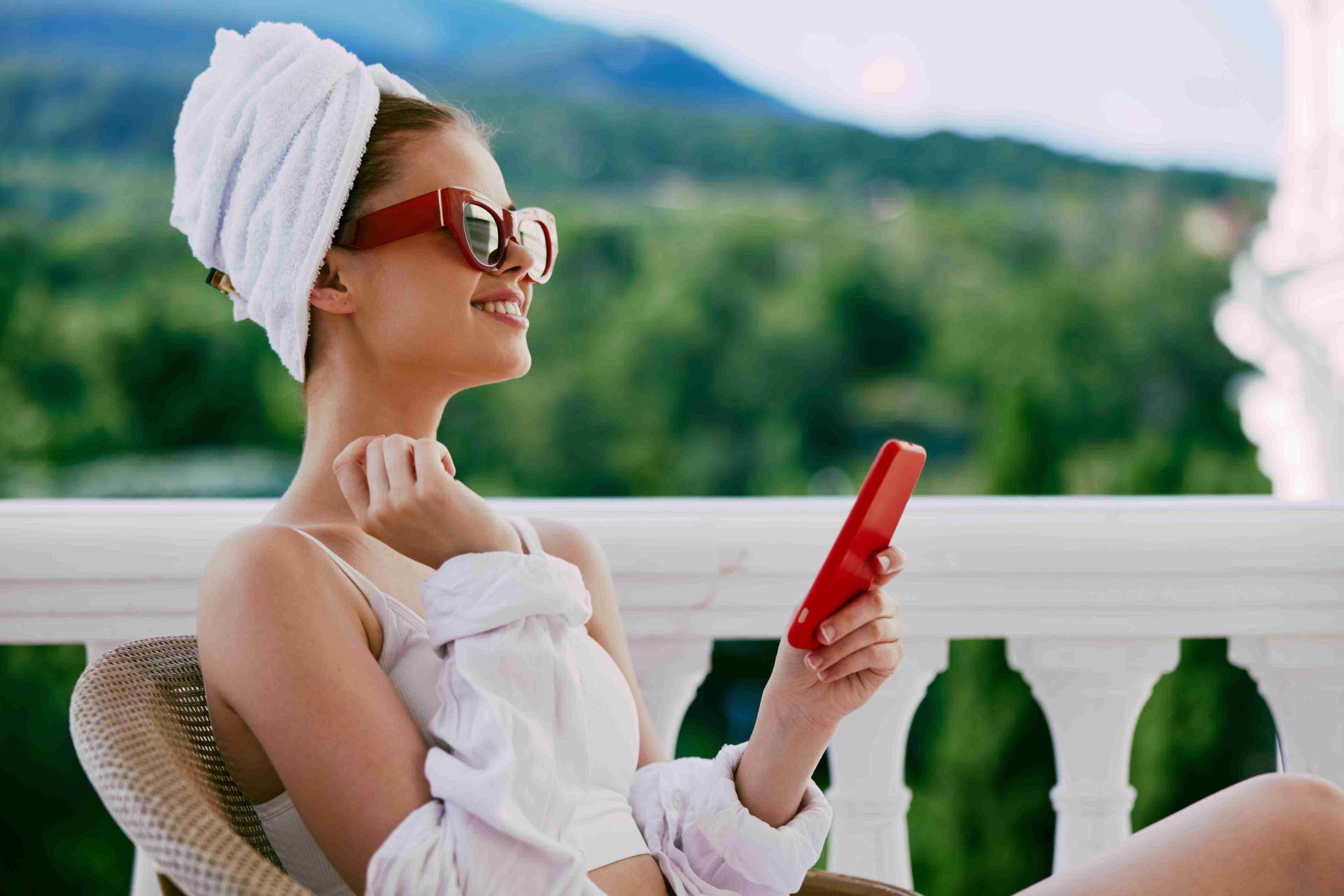 Wellness Efficiency: Enhancing Spa Experiences with Smart Accessories and Safe Beauty Supplies