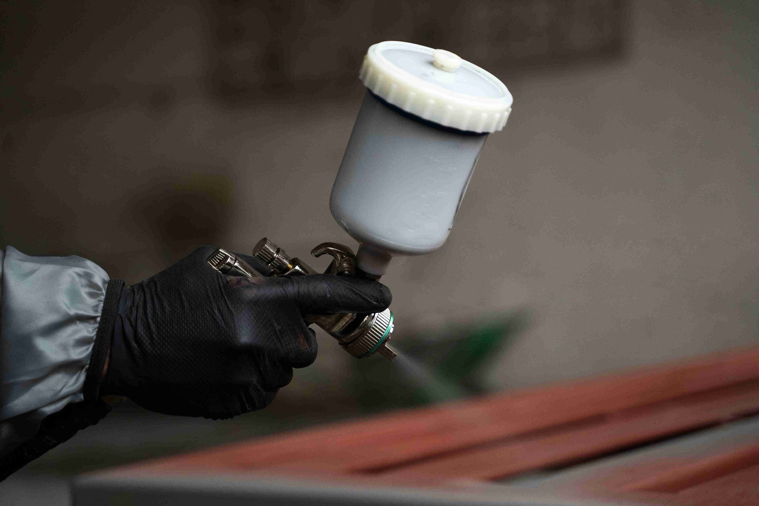 How Mold Accessories and Spray Paint Shape Modern Automotive Electronics?