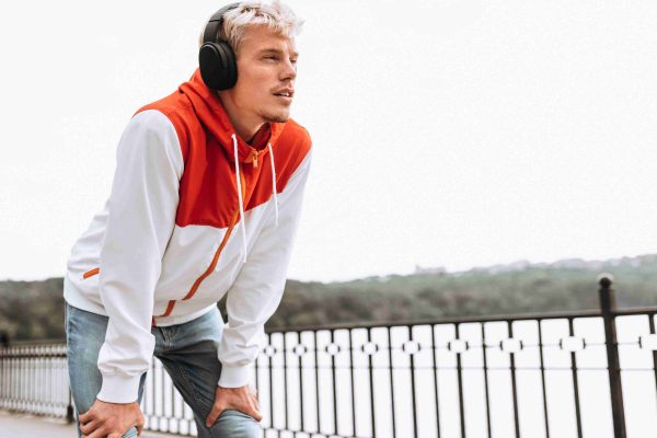 Moving Freely: How Apparel and Audio Tech Empower the Modern Active Man