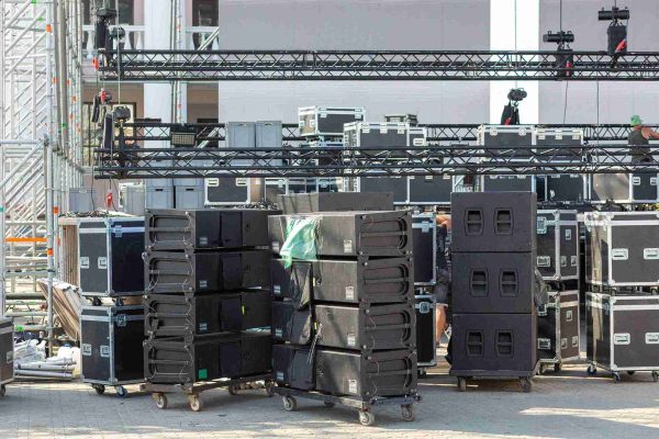 How Is Innovation Reshaping Modern Manufacturing and Audio Solutions?