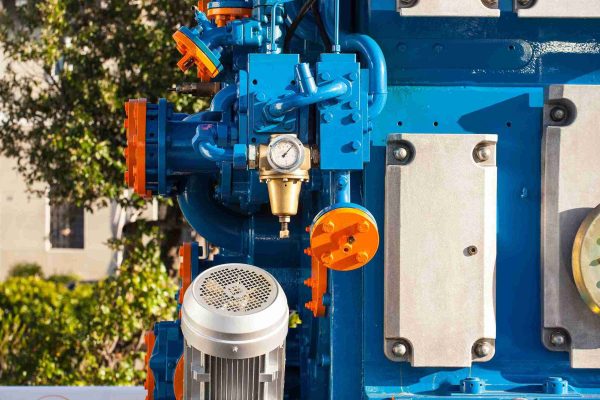 Optimizing OEM/ODM Processes: Integrating High Pressure Pump Systems in Honeycomb Panel Fabrication