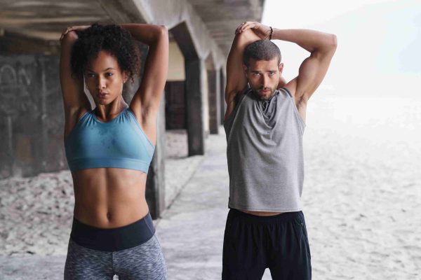 Why Today’s Fitness Enthusiasts Need Both Breathable Apparel and Reliable Power Banks?